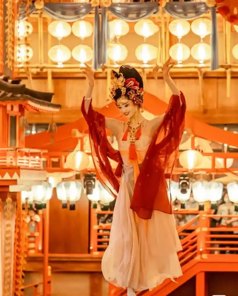 室内版的盛世长安,满城尽是古装美女,绝对的网红 - 抖音