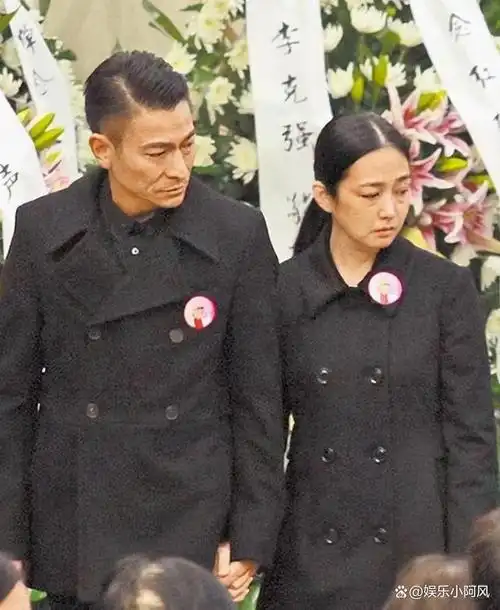 瞒不住了刘德华和赖文慧真实关系原来除了结婚证啥都给了