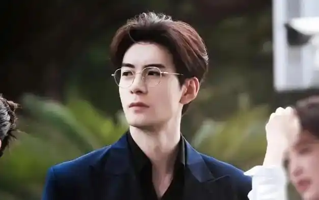 花美男|女明星_网易订阅