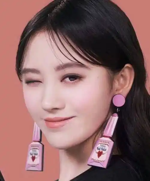 鞠婧祎又"变脸"?跟杨颖傻傻分不清楚,惊到了网友?_发型_刘海_baby