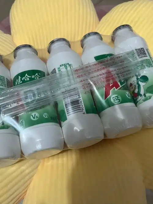 娃哈哈ad钙奶 2022-09-30 18:46:46 一口气喝一排的我,小时候是哇哈哈