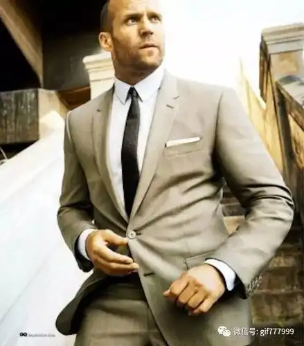 穿正装的杰森斯坦森这才是世界上最帅的男人