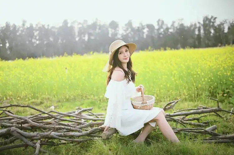 巜油菜花唯美人像》