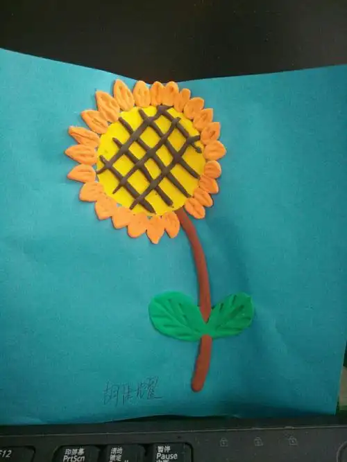 北湖小学二年级七班手工制作展示