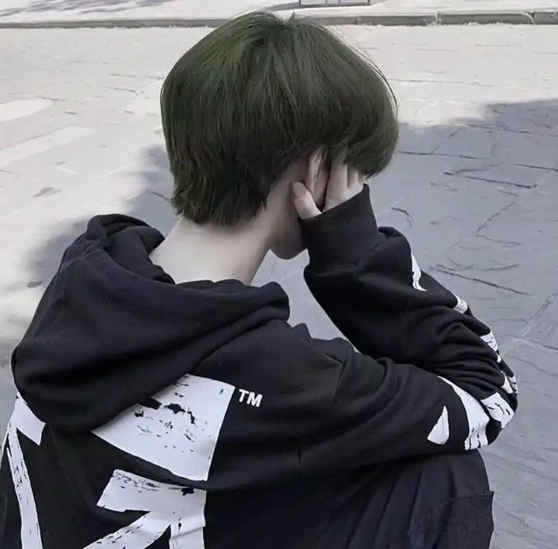 真人男生头像(3) 第3篇来啦 前3篇都是比较文艺的 后面可能都是扯领带