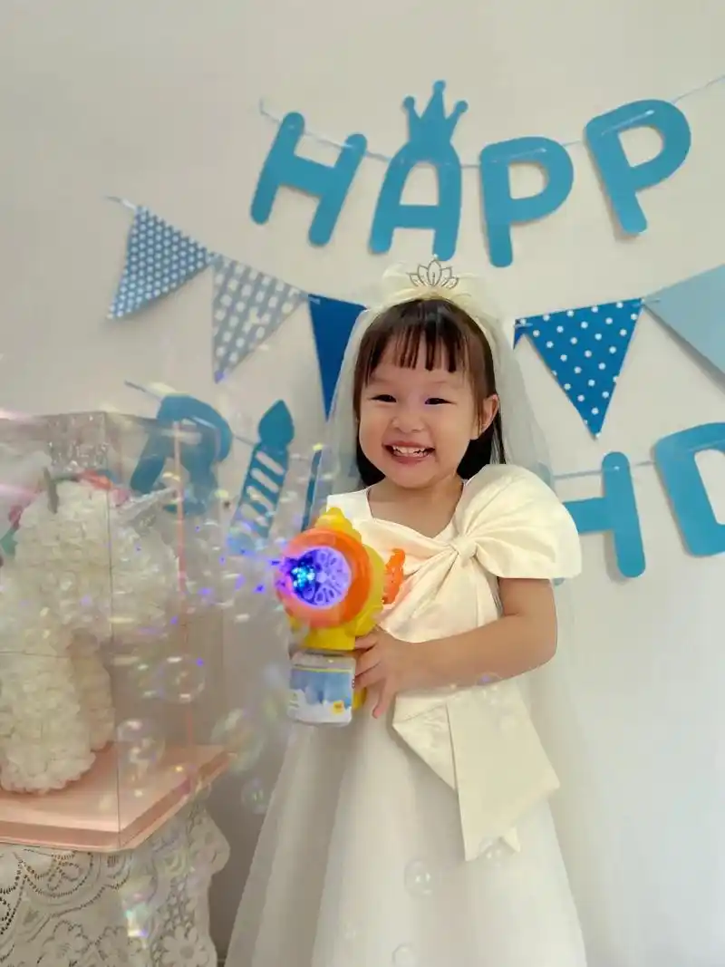 98三岁快乐 我的女孩97.亲