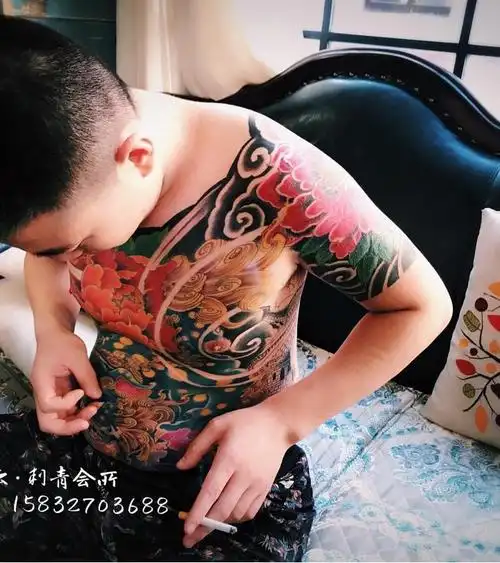 前胸 唐狮 未完_纹身图案手稿图片_米相云的纹身作品集