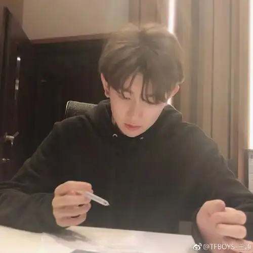 王源粉丝育苗专用##王源代言雨洁去屑洗发水