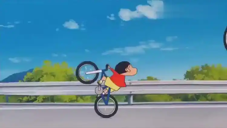 蜡笔小新:新神的主角光环,第一次骑自行车就能骑车上天入地!