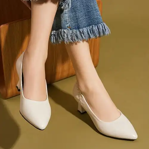 真皮猫跟单鞋女2021年新款尖头中跟鞋百搭春季女鞋真皮小皮鞋软皮