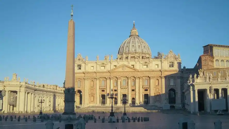 圣彼得大教堂也和梵蒂冈博物馆一样,是所有人一刷罗马必来的点.