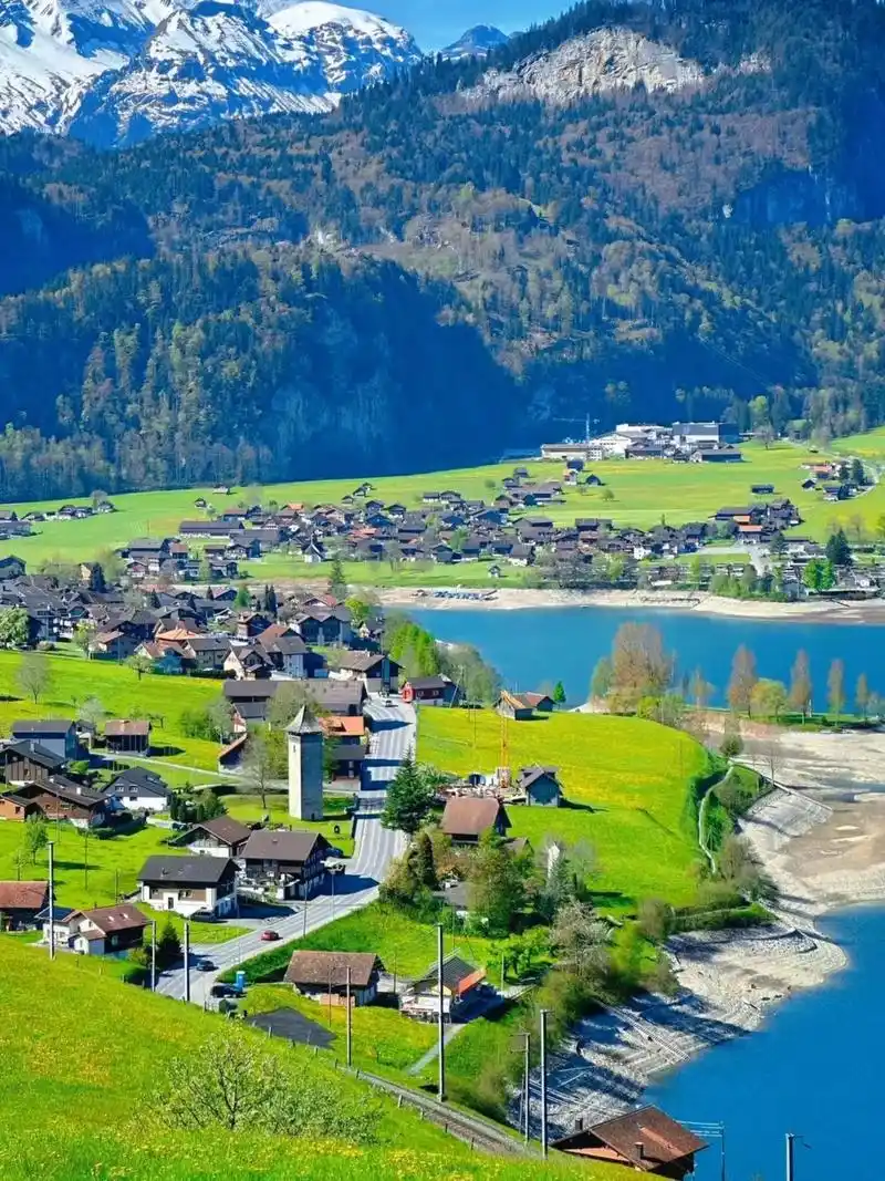 瑞士风景光看照片都很治愈.