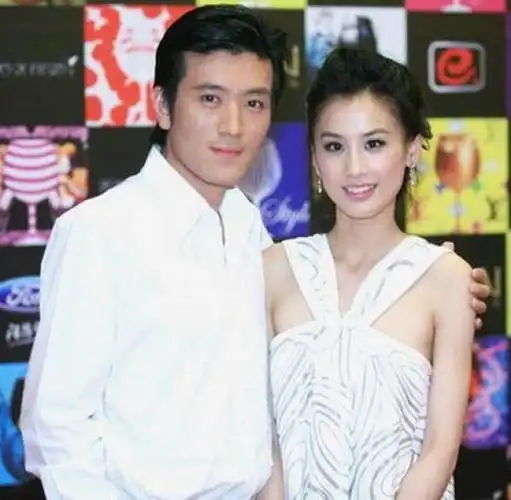 杨子老婆陶虹年轻时的照片,陶虹与前夫杨子婚姻史小说 - 歌词译