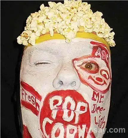 潮男疯狂脸部抽筋涂鸦