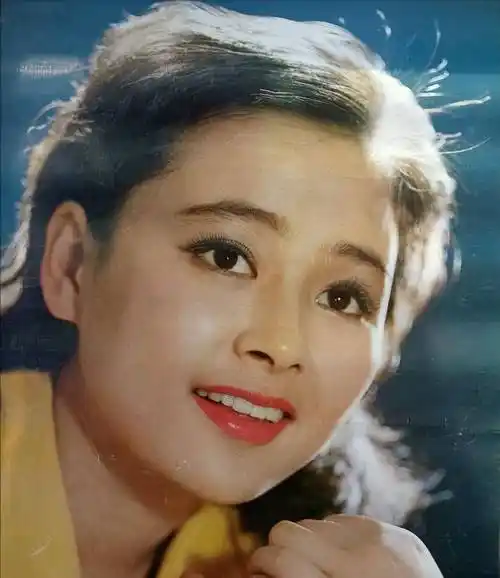 张瑜:曾是一代国民女神,如今却销声匿迹,这些年她经历了什么?