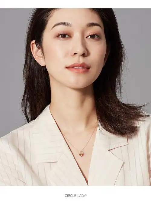 系列】18k金情侣项链特色金字塔吊坠女士·锥 送礼钻石项链 项饰 首饰