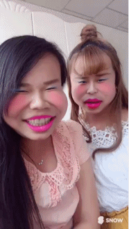 哈哈镜丑女恶搞蛇精病哈哈哈gif动图_动态图_表情包下载_soogif