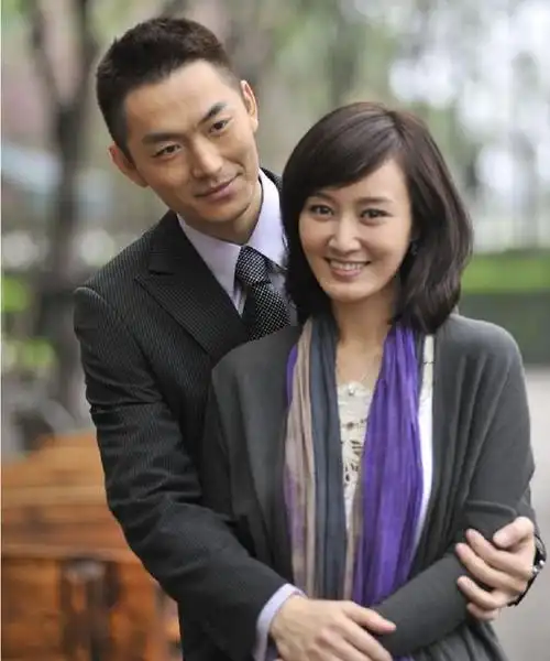 演员朱泳腾与妻子相亲认识风雨23年生一子曾向陆毅取育儿经