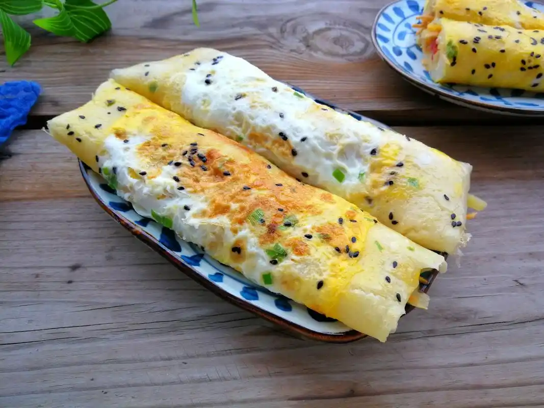 十分钟快手鸡蛋饼,手不沾面,搅一搅就入锅,连吃3天也不腻