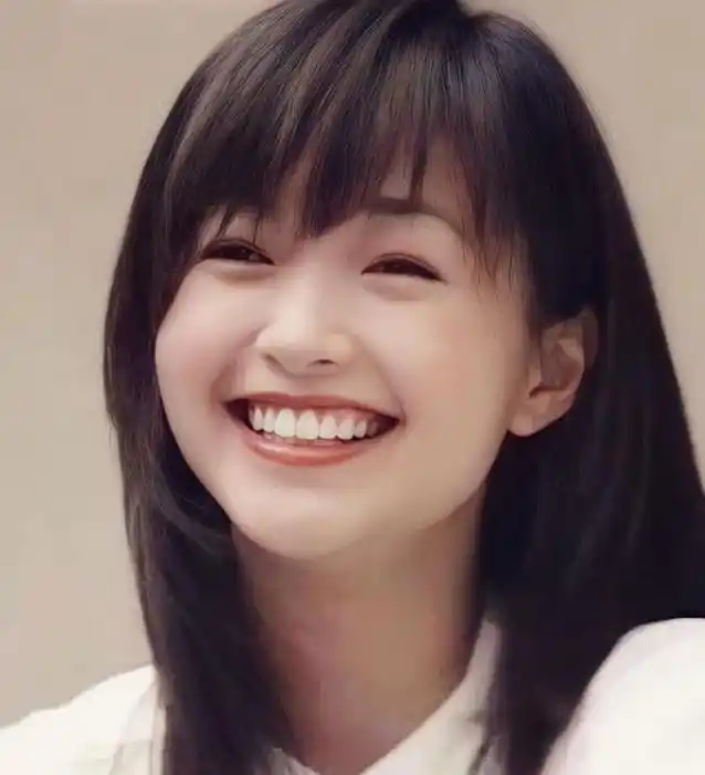 51岁李绮红近况曝光患忧郁症淡出演艺圈嫁外籍人后生活幸福