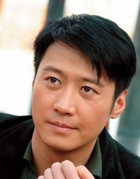 这8位明星以为是香港人,竟都是内地人,有人已成港圈"