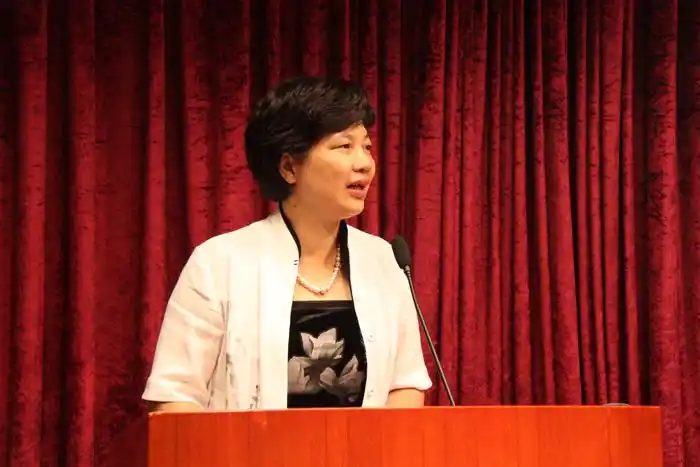 广东图书馆学会第十二次会员代表大会胜利闭幕