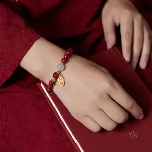 女士转运珠手链女款图片