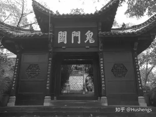 下面是找寻记忆的部分图片找寻记忆需要走奈何桥,闯鬼门关,走黄泉路