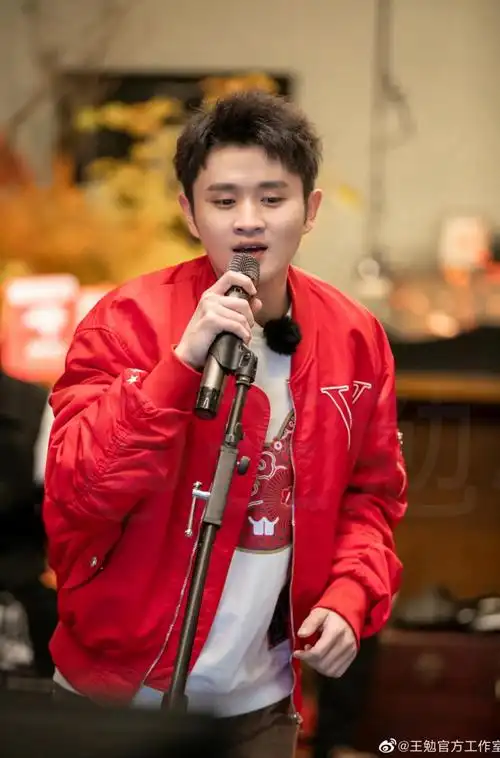 脱口秀演员王勉 在他首次参演的电视剧 女士的品格中表现如何