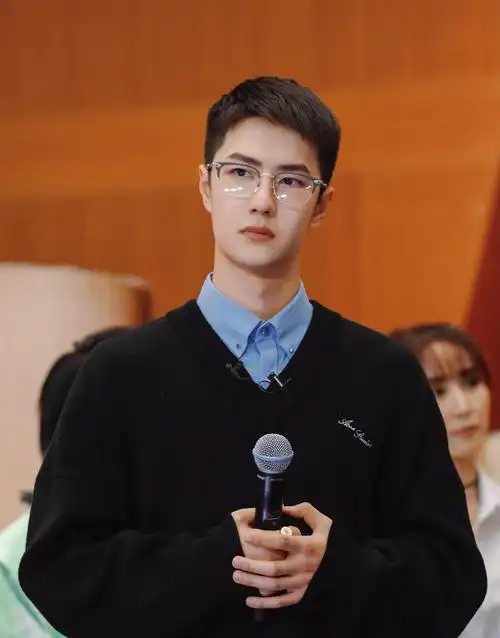 男明星寸头造型:肖战刚毅,王一博内敛,任嘉伦转型,李现性感|肖战|寸头