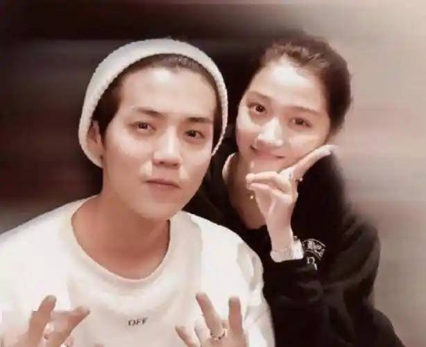 鹿晗出轨被关晓彤抓包?李易峰牵扯张晚意的瓜?窦骁被豪门抛弃了?