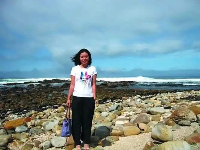 "中国最美女翻译"张京在中美交锋后火了,一起来看看她的成长之路!