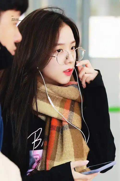 blackpink 金智秀#戴眼镜造型choo 眼镜富翁9097