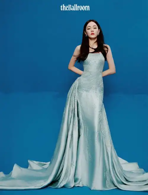 lucialiu##迪丽热巴##theballroom