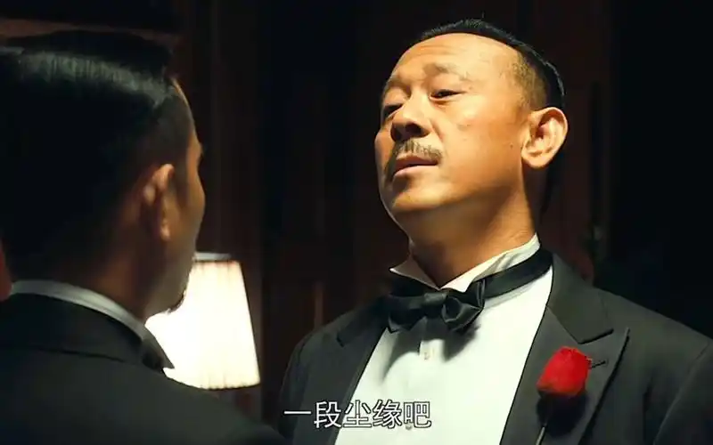 姜文台词的功底就是一个字,硬!