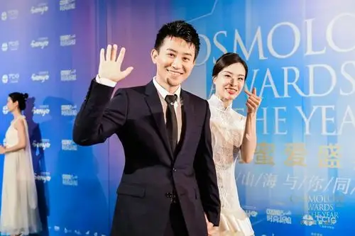 吴敏霞张效诚我们要构建夫妻命运共同体同呼吸共命运