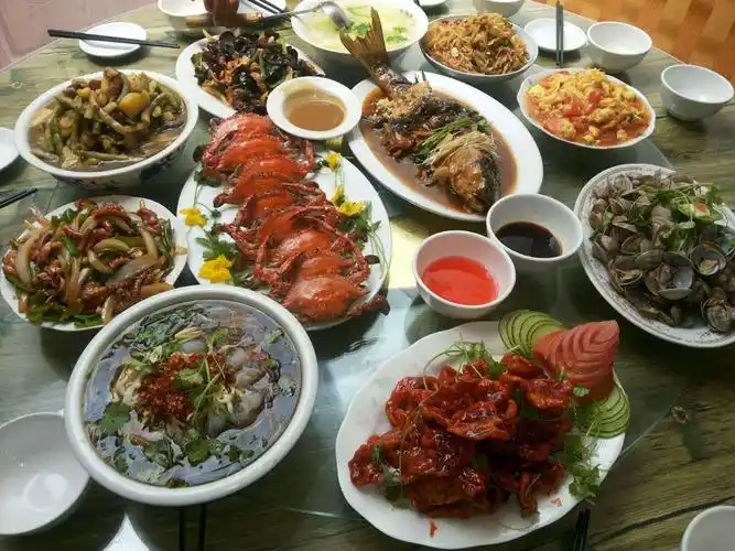 这六桌"大餐",你最想去的是那一桌?看到第六桌我不淡定了!