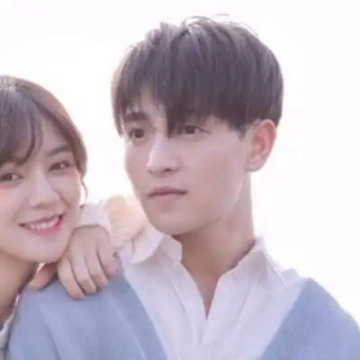 最"优秀"的ins风情侣头像,快和cp一起使用吧!