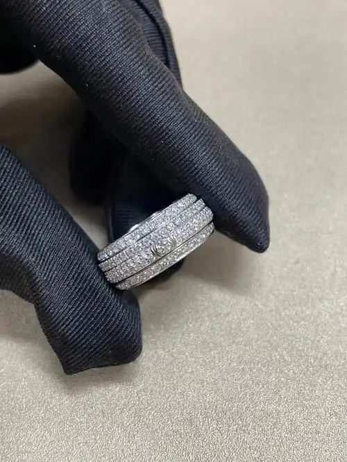 piaget  伯爵时来运转系列宽版满钻转动戒指#伯爵