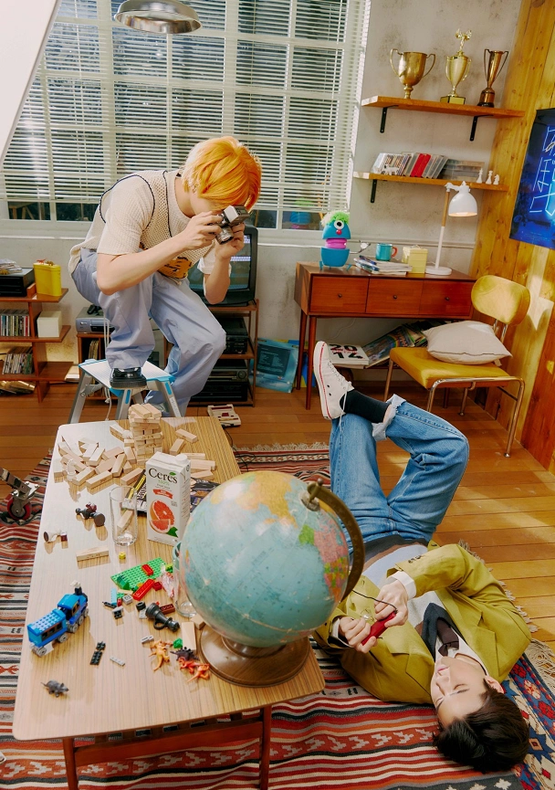 原创exo双忙内预告:金钟仁橘发少年感,吴世勋金丝边眼镜诱惑