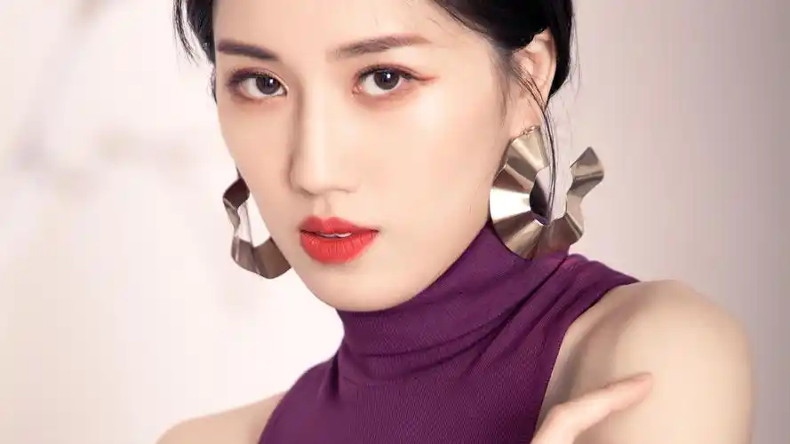 东方气质美女韵味抖音上的最火锁屏壁纸