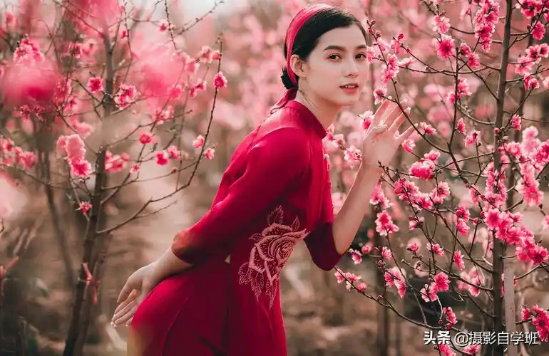 拍好户外人像照片,只需要站姿和坐姿,就可轻松完成拍摄