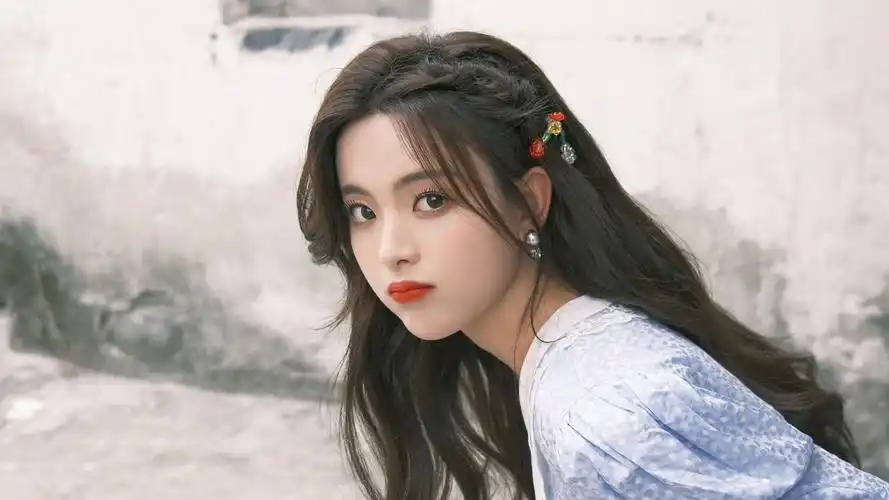 杨超越 火箭少女101 - 堆糖,美图壁纸兴趣社区