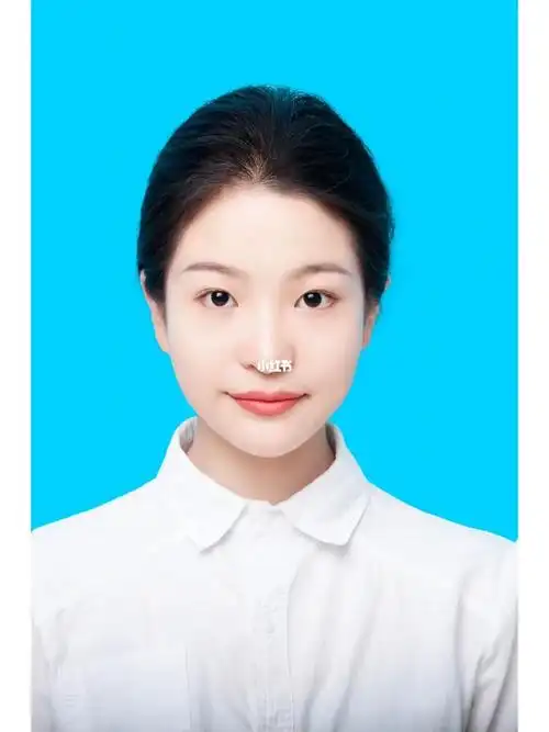 10块钱的蓝底证件照