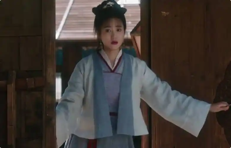 《与凤行》毫不起眼的女演员,颜值一流,身材一流,演技亦一流_王梓薇