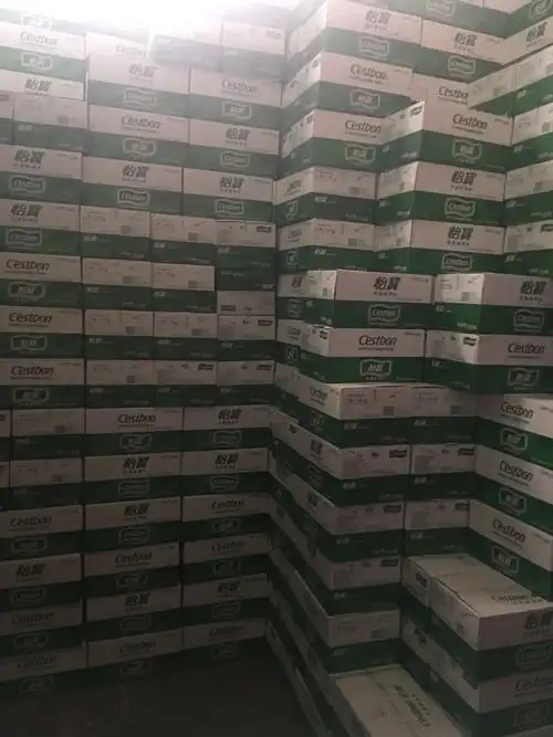 大量批发怡宝矿泉水饮用纯净水350毫升24瓶整箱装可定制酒店用水