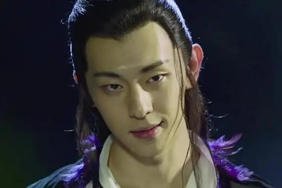 狐狸眼的男人是什么性格桃花运旺盛为人善于洞悉细节