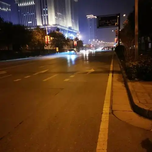 11月15日夜间大明宫街道专职网格员对辖区污染源进行督查