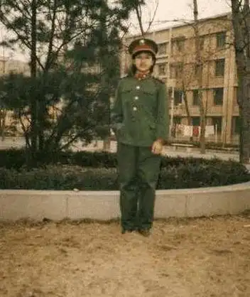 在这个重视外貌的时代,众多年轻人对于韩红作为一名明星的身份持有不