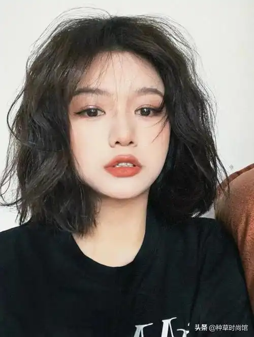 中年女款短发发型图片2020短发图片女2020最新款中年人